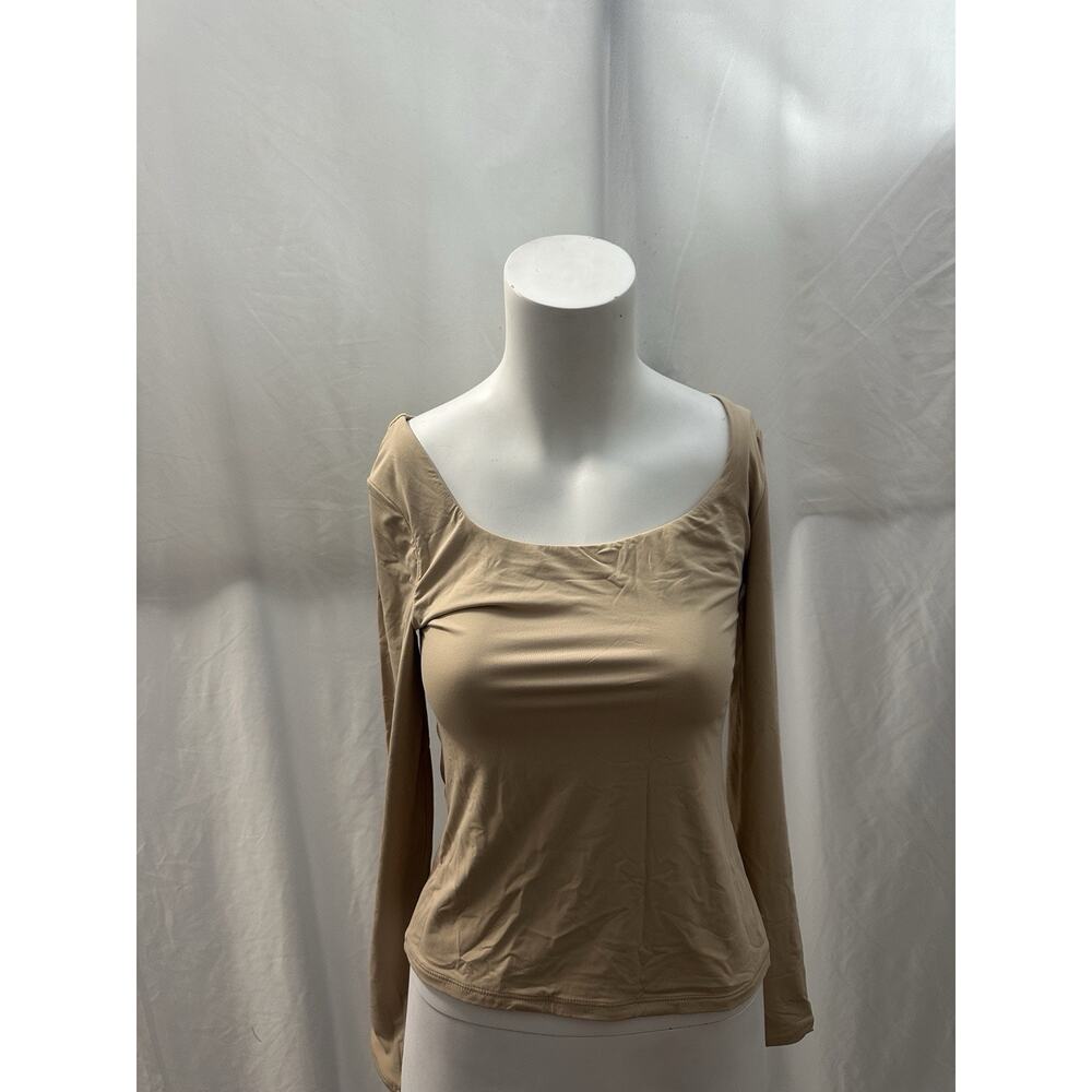 Suuksees Brand Beige Top Sz M